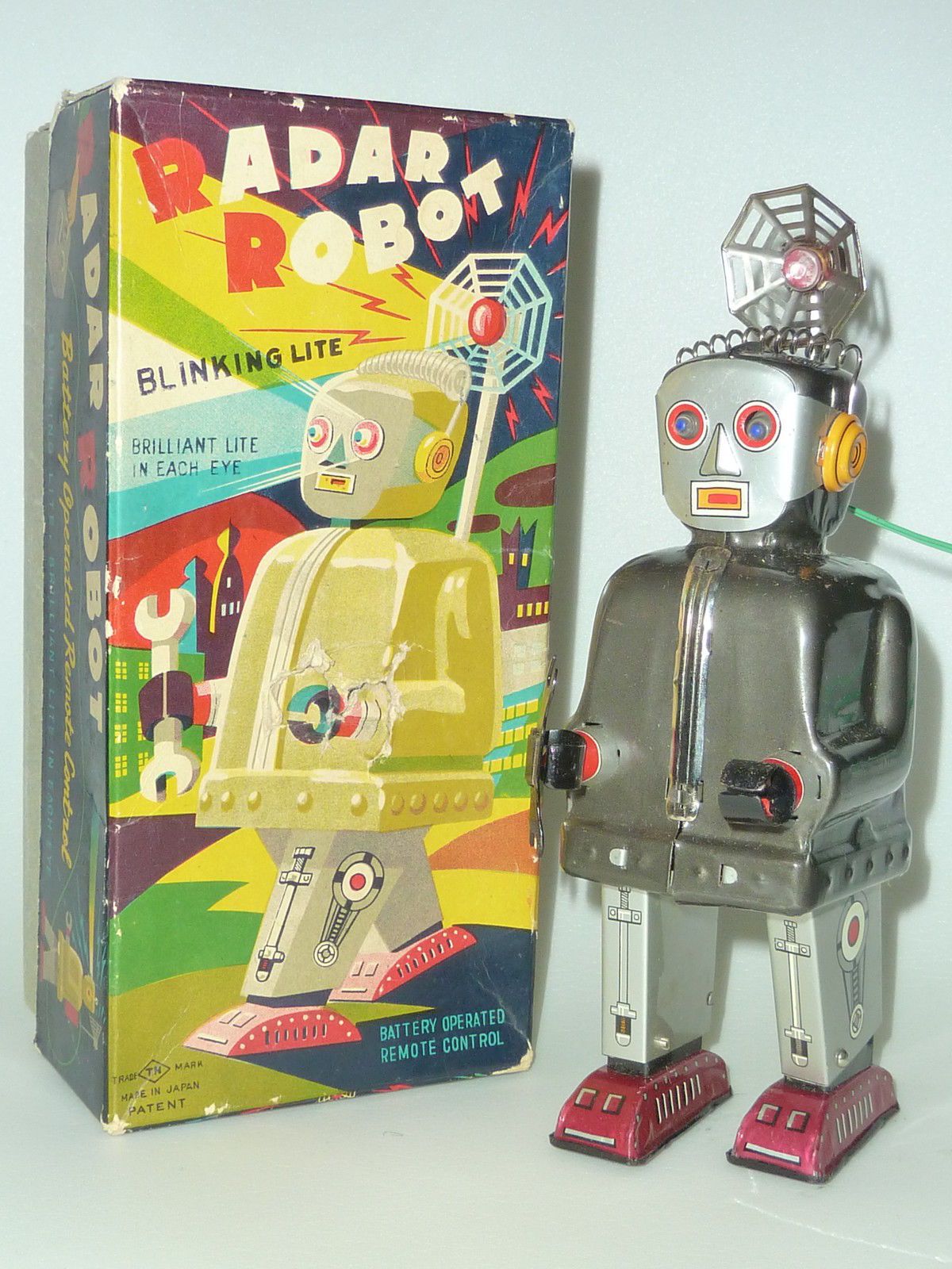 radar_robot_toy_box.jpg